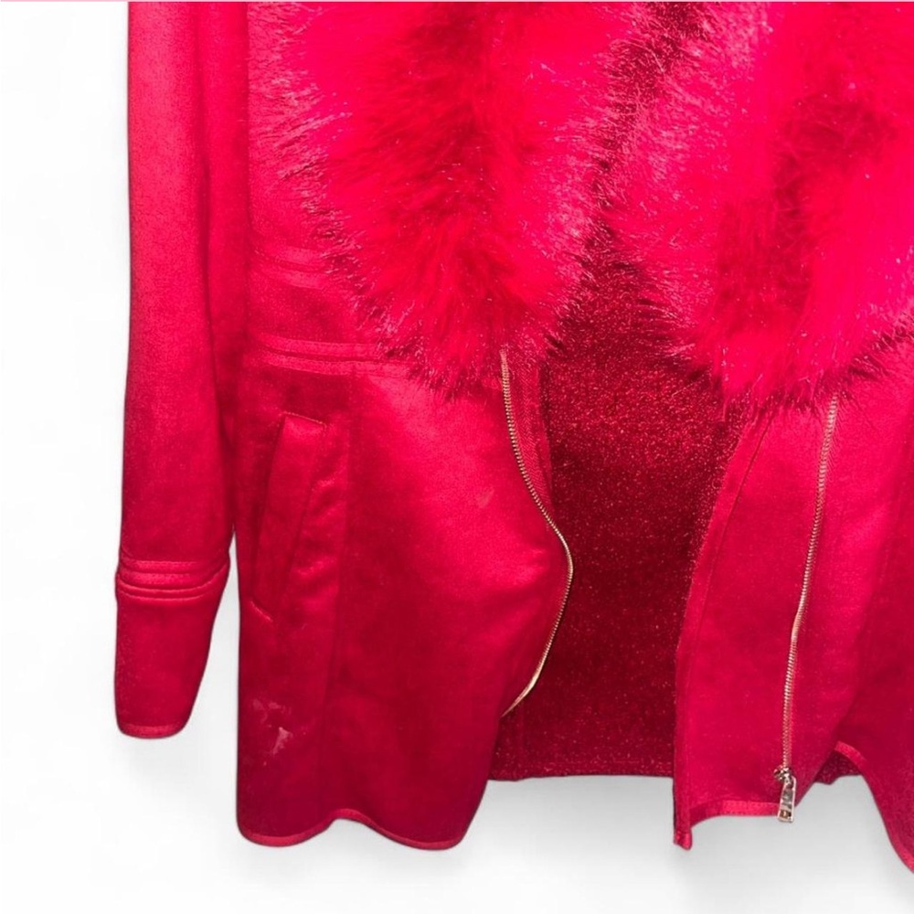 Elegant Red Faux Fur Collar Trench Coat - Picture 3 of 7